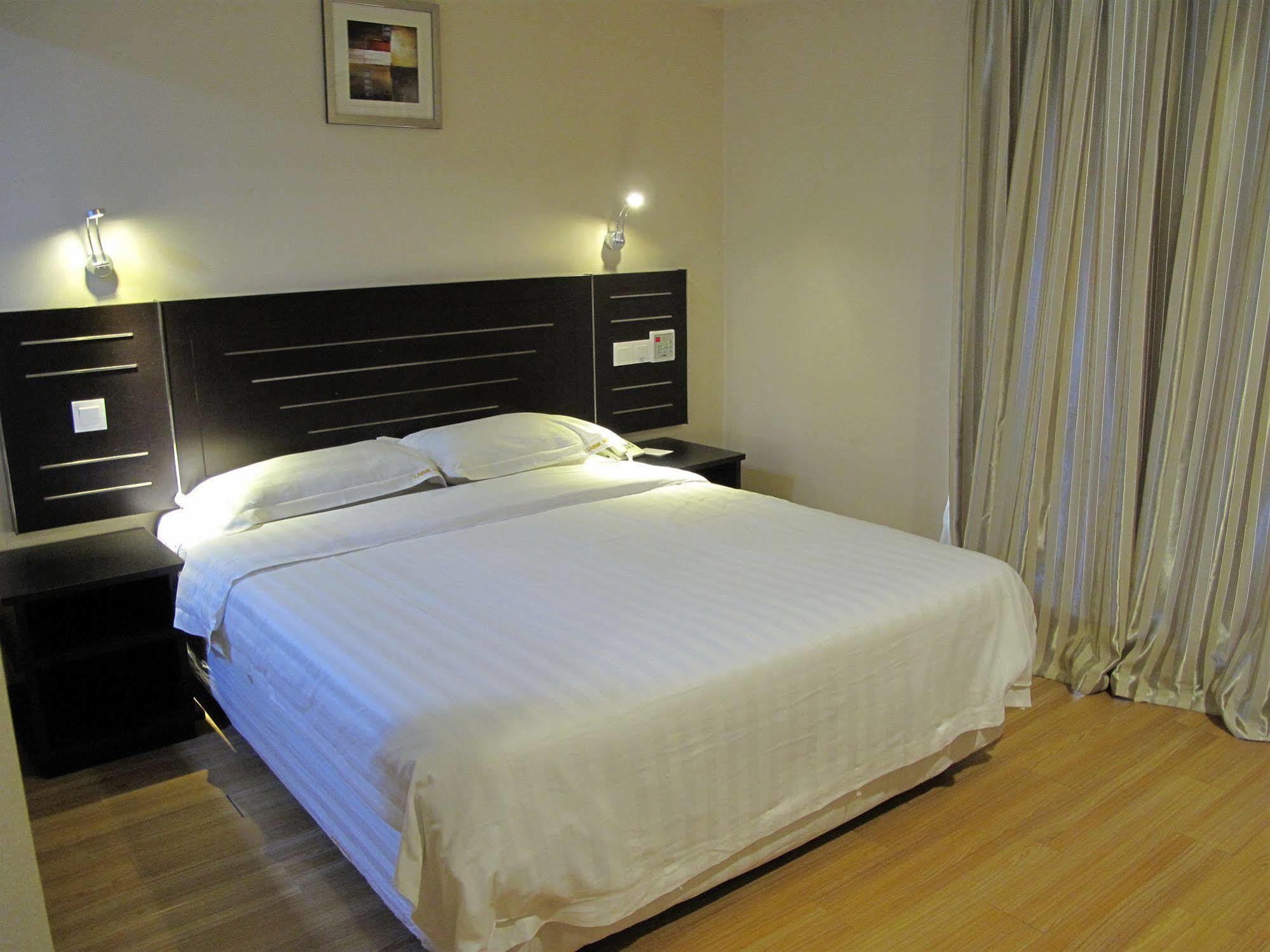 Labuk Hotel Sandakan Exterior foto